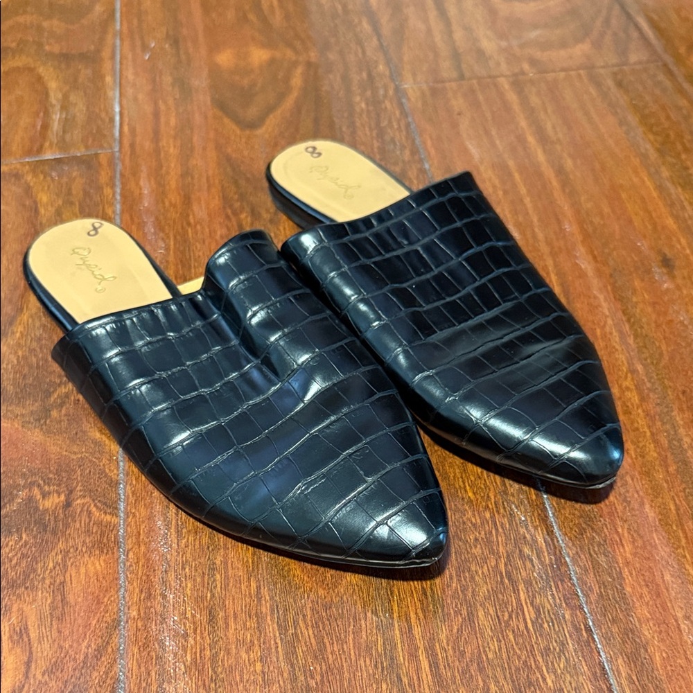 Qupid Black Crocodile Pattern mules